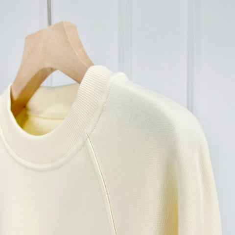 CrewNeckSilhouetteSoftAndCosySweatshirtTrendyAndVersatile-Veeddydropshipping-3