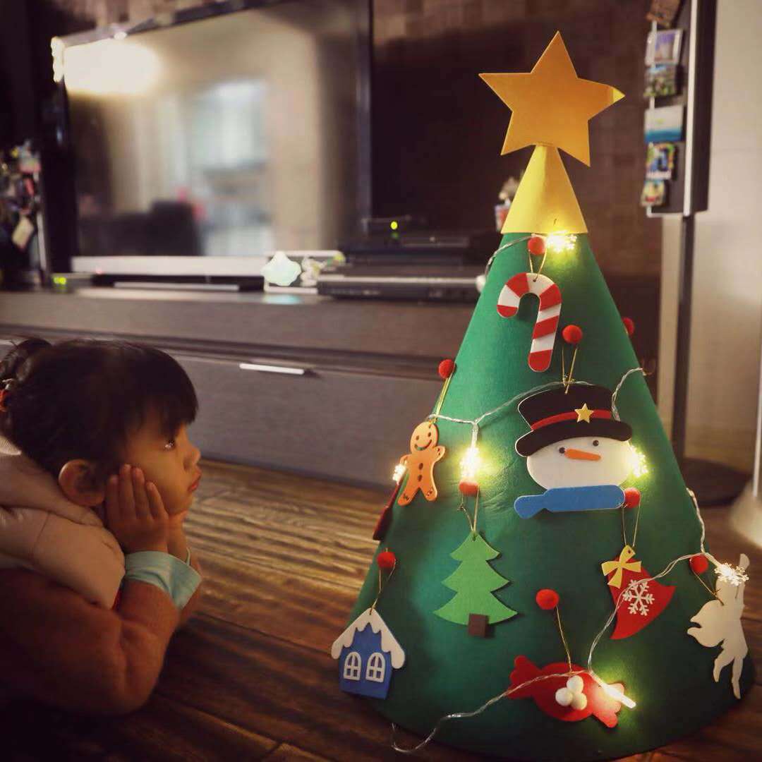       DIYFeltChristmasTreeStereoscopicChristmasTreeHangingChildrenPuzzle-Veeddydropshipping-4