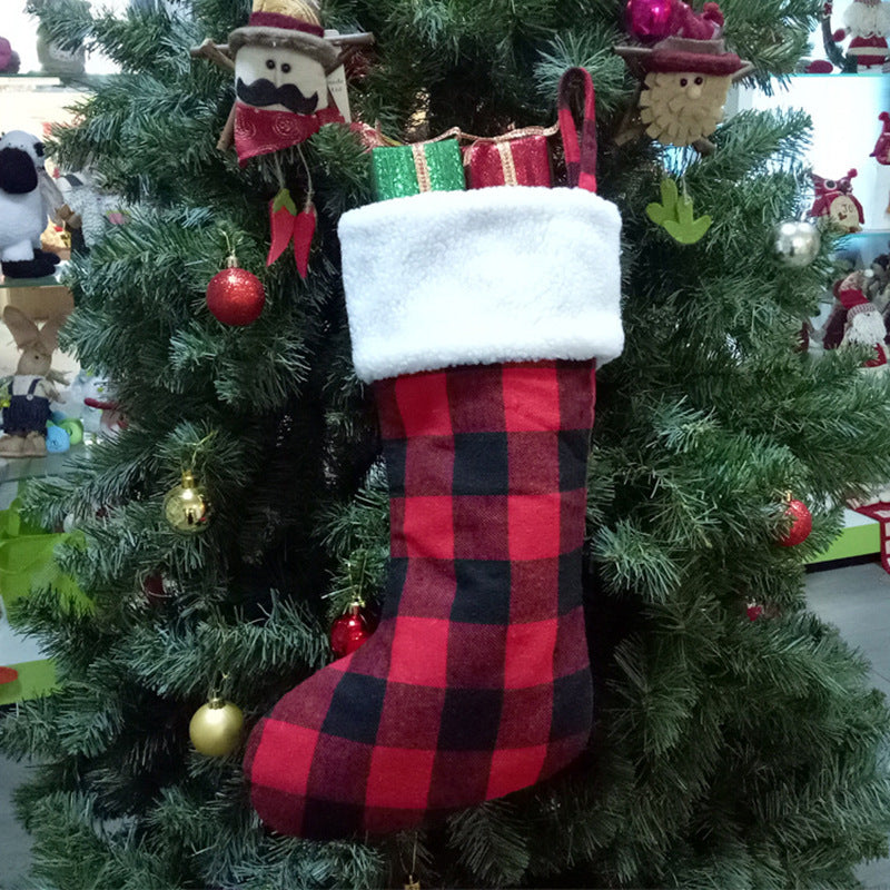   GinghamChristmasStockingGiftBagDoorHangingChristmasDecoration-Veeddydropshipping-9