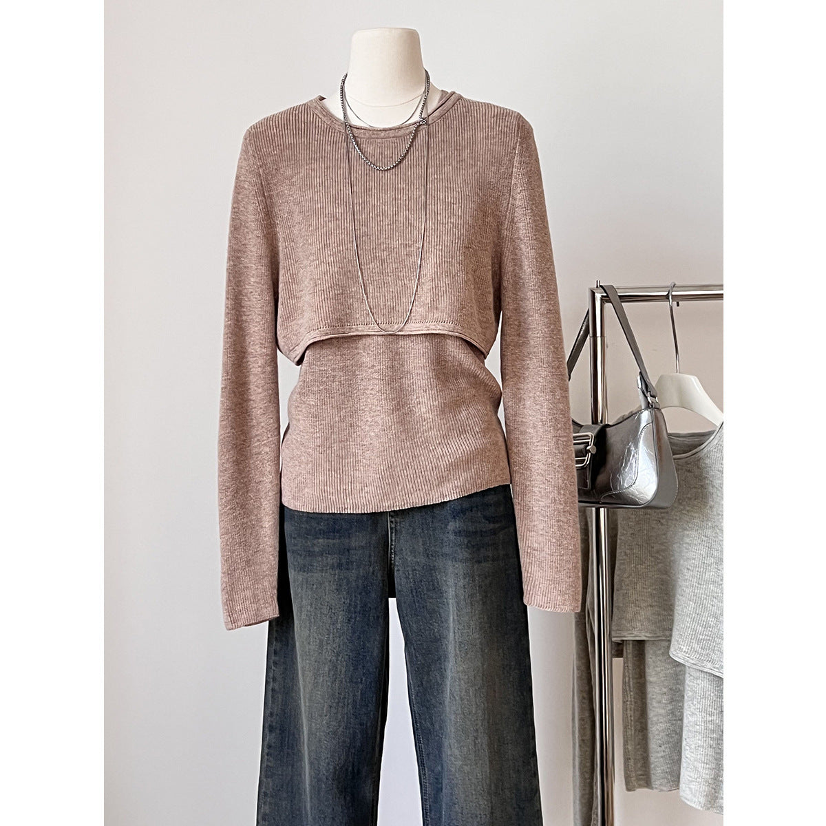 LongSleeveStraplessCasualCamisoleTopTwoPieceSet-Veeddydropshipping-3