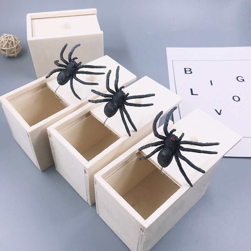 ScaryWoodenBoxSpiderScaryLocketSpiderSpoofSpider-Veeddydropshipping-1