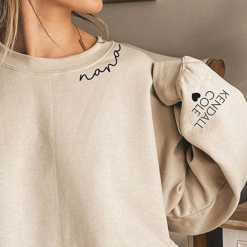       SweatshirtCustomisedWithHotStampingPatternEmbroidery-Veeddydropshipping-1
