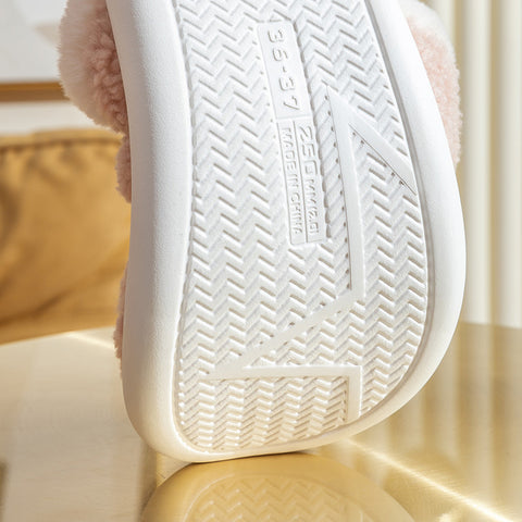 WinterFashionOutingThickBottomPlushChristmasDeerCottonSlippers-Veeddydropshipping-3