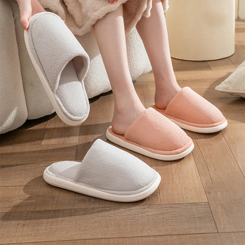 Women_sAutumnAndWinterWarmPlushHomeAnti-slipShoes-Veeddydropshipping-5