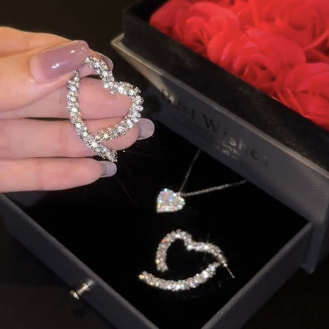    Women_sFashionPremiumSuperSparkleHeartEarrings-Veeddydropshipping-10