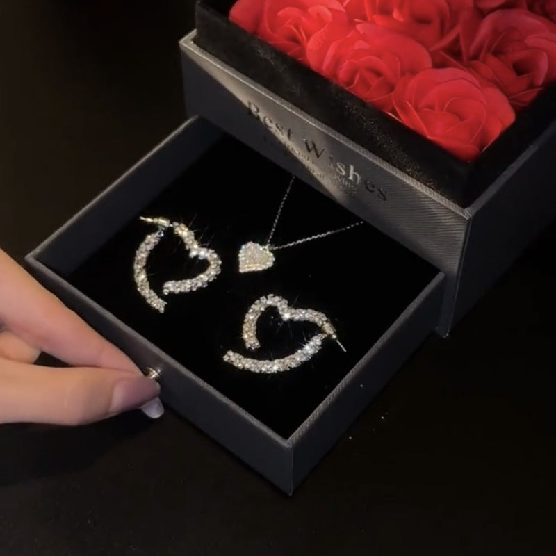    Women_sFashionPremiumSuperSparkleHeartEarrings-Veeddydropshipping-9