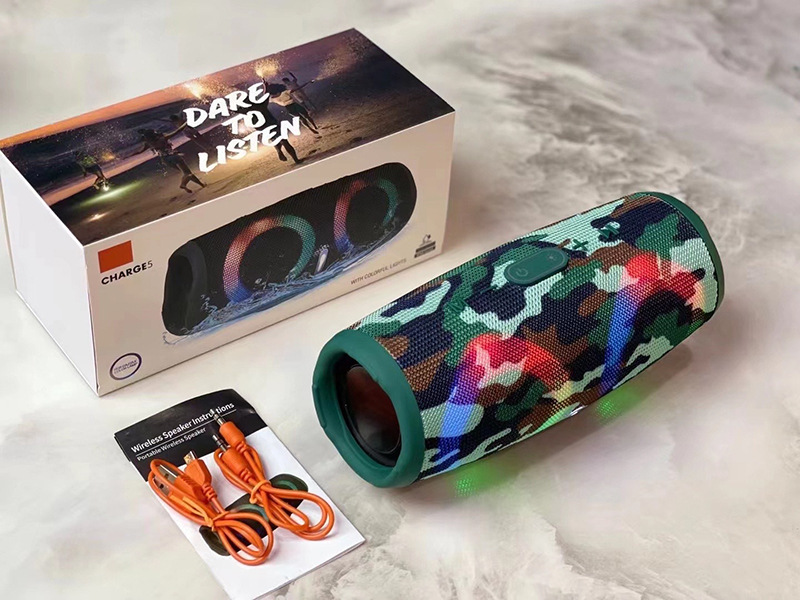 CampingOutdoorSubwooferRGBColorfulLightSmallSpeaker-Veeddydropshipping-2