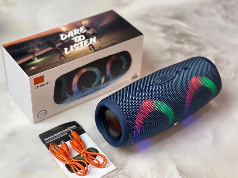 CampingOutdoorSubwooferRGBColorfulLightSmallSpeaker-Veeddydropshipping-4