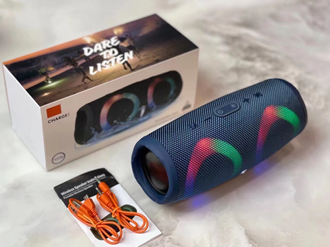CampingOutdoorSubwooferRGBColorfulLightSmallSpeaker-Veeddydropshipping-4