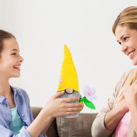     Mother_sDayCreativeGiftRudolphPointedHatDoll-Veeddydropshipping-6
