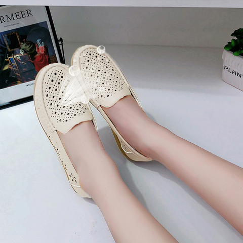 Mother‘s Day Women Loafers Hollow Out Breathable Anti Slip Flats Shoes-3