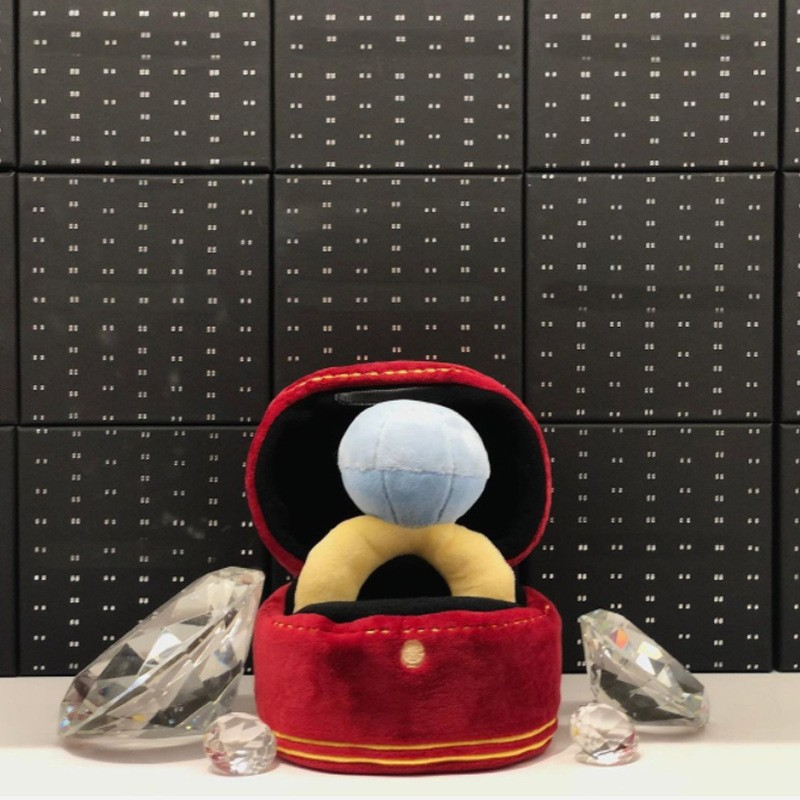 PetProductsCreativeRingBoxPlushToyLoveDiamondRingCaseStuffedPetChewToy-Veeddydropshipping-6