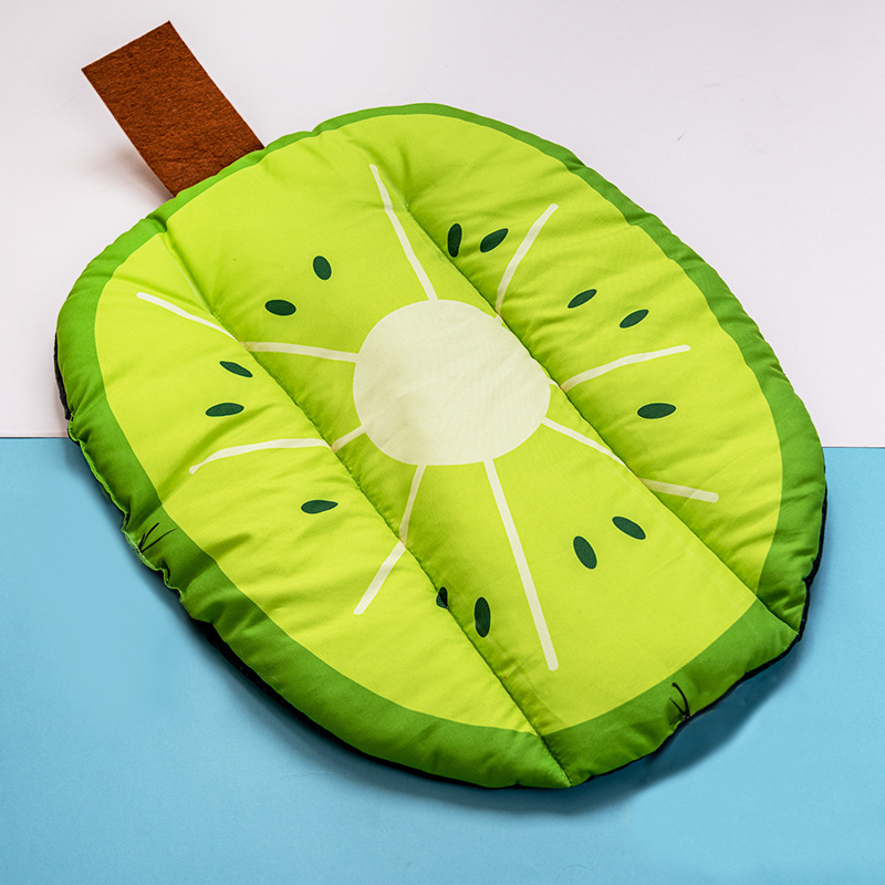 PetProductsDogCoolingMatPetBedsCatRugIceSilkPetCoolingPad-Veeddydropshipping-7