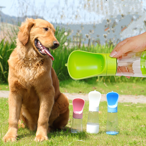 PetProductsTheDogTravelsWithAWaterCupToDrinkFromAnOutdoorWaterFountain-Veeddydropshipping-1