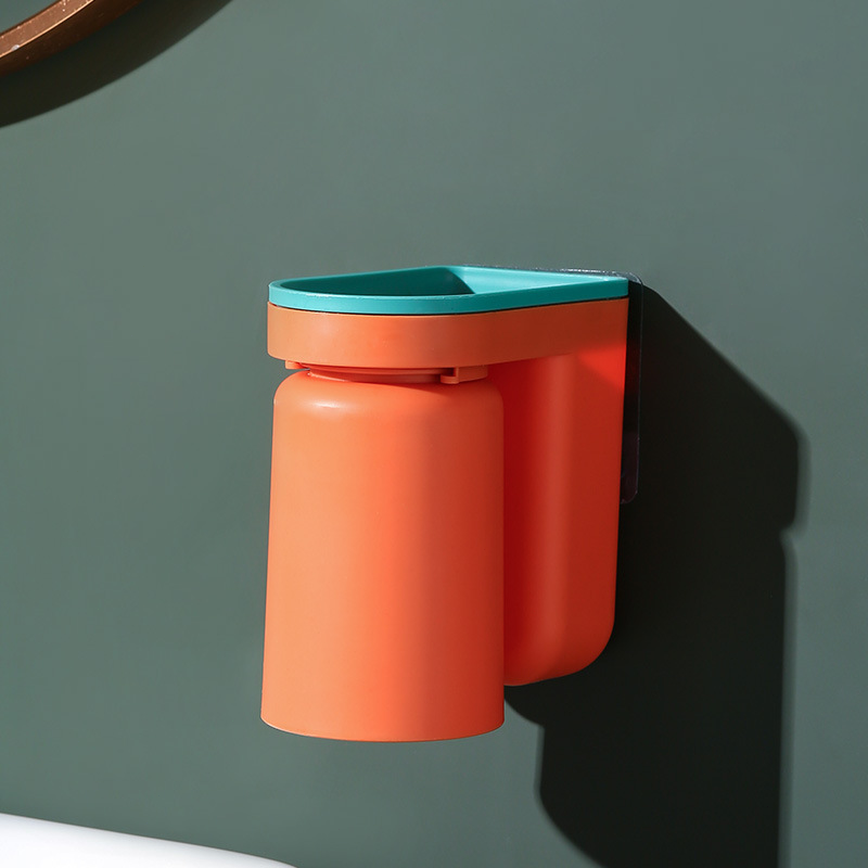     Punch-freeWall-mountedCoupleBrushingCupToothTank-Veeddydropshipping-3