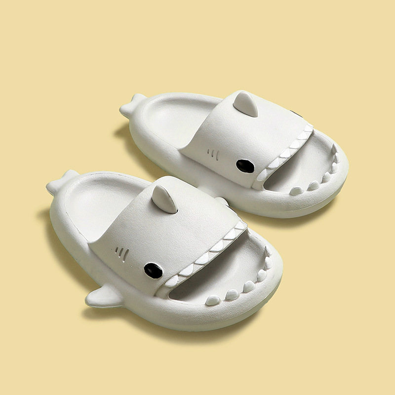    SummerShoesKidsSharkSlippersNon-SlipSoftBottomSandals-Veeddydropshipping-09