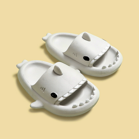    SummerShoesKidsSharkSlippersNon-SlipSoftBottomSandals-Veeddydropshipping-09