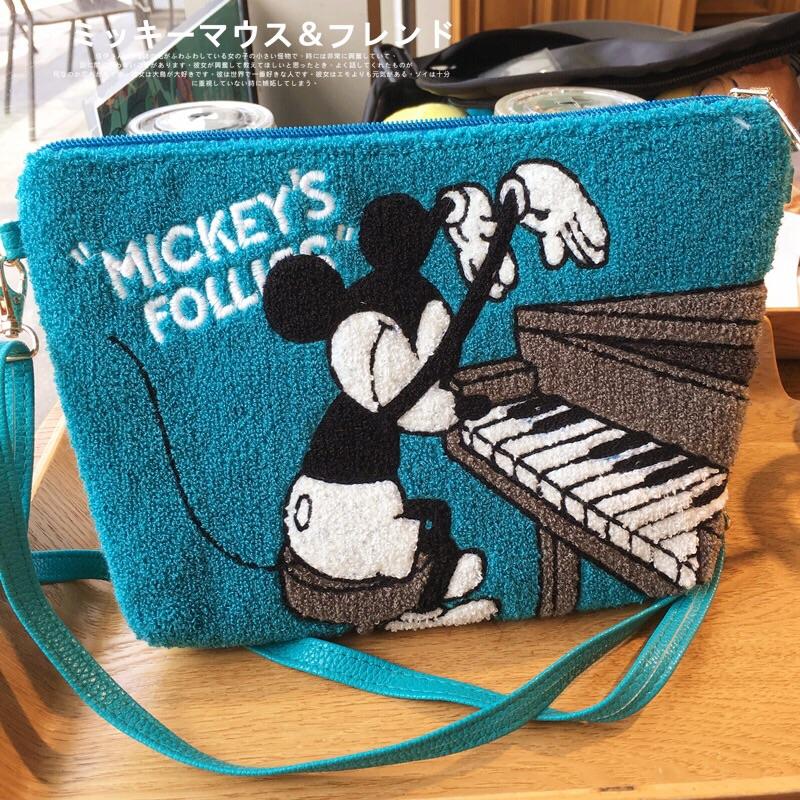 Disney Winnie The Pooh Family Cute Three-Eyed Mickey Minnie-TB00250-Veeddydropshipping