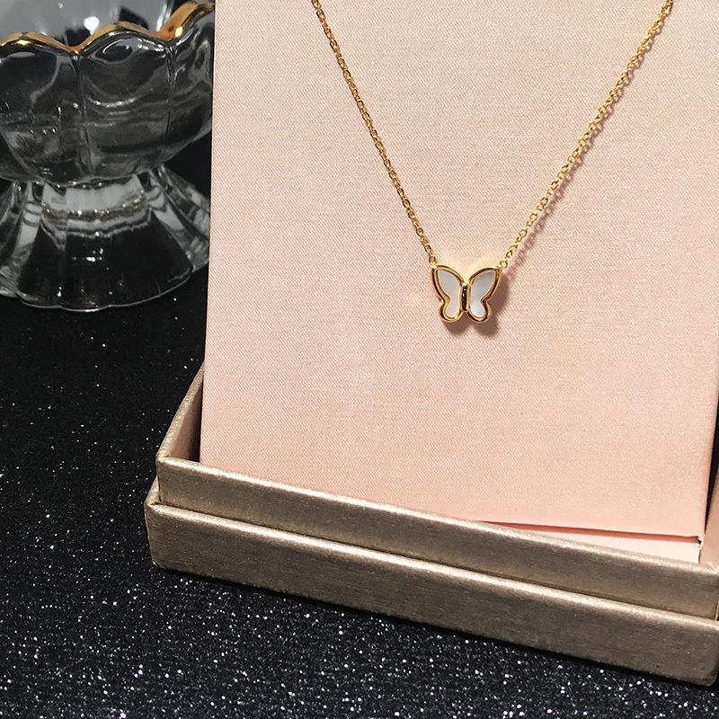 Korean Acrylic Butterfly Pendant Necklace For Women Gold Color-JW01336-Veeddydropshipping