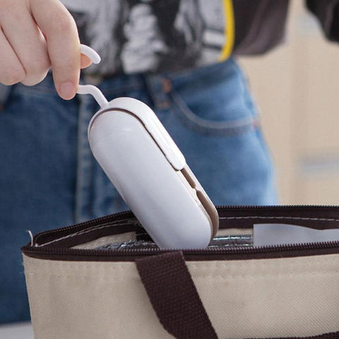 Portable USB Rechargeable Heated Plastic Bag-HA00947-Veeddydropshipping