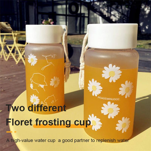 Small Daisy Transparent Plastic Water Bottles-HA01243-Veeddydropshipping