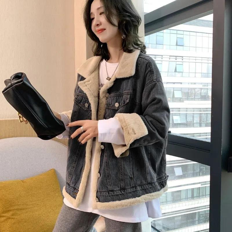 Women Lambskin Denim Coat With Fleece and Fluffy-Veeddydropshipping