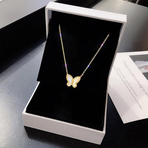 Korean Acrylic Butterfly Pendant Necklace For Women Gold Color-JW01336-Veeddydropshipping