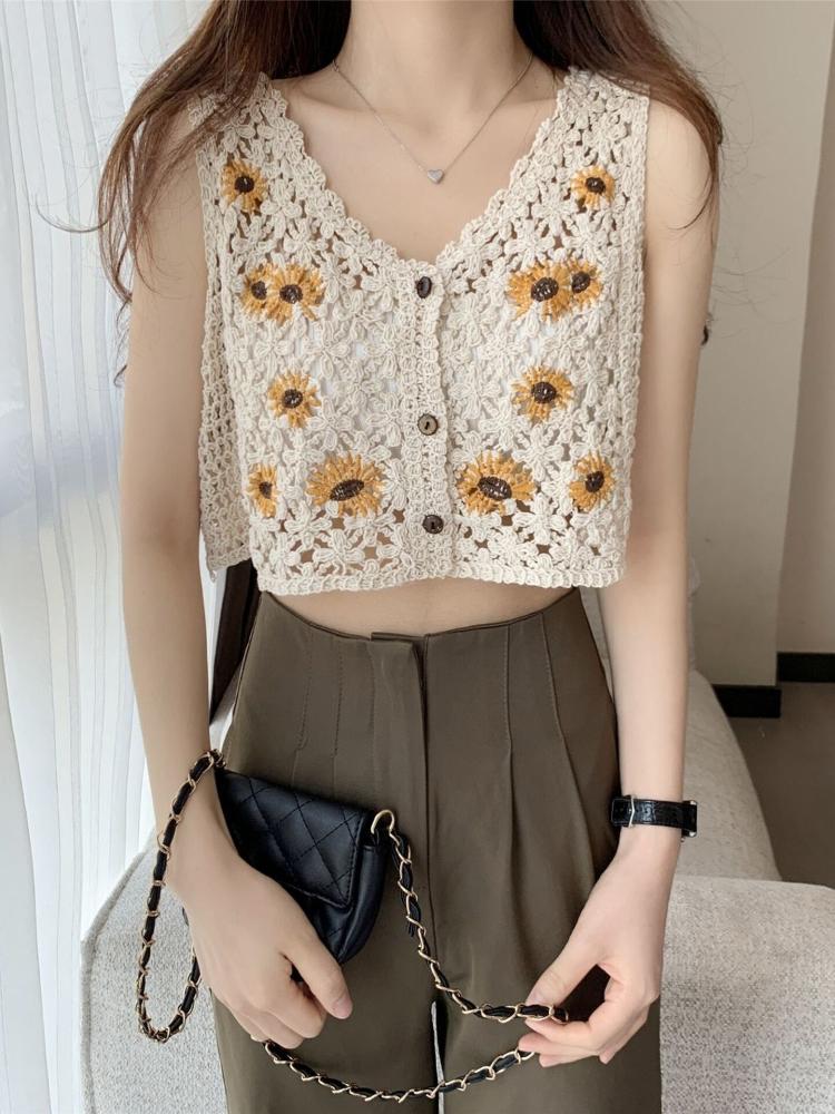 Cotton Embroidered Sleeveless Button Hollow Vest-Veeddydropshipping